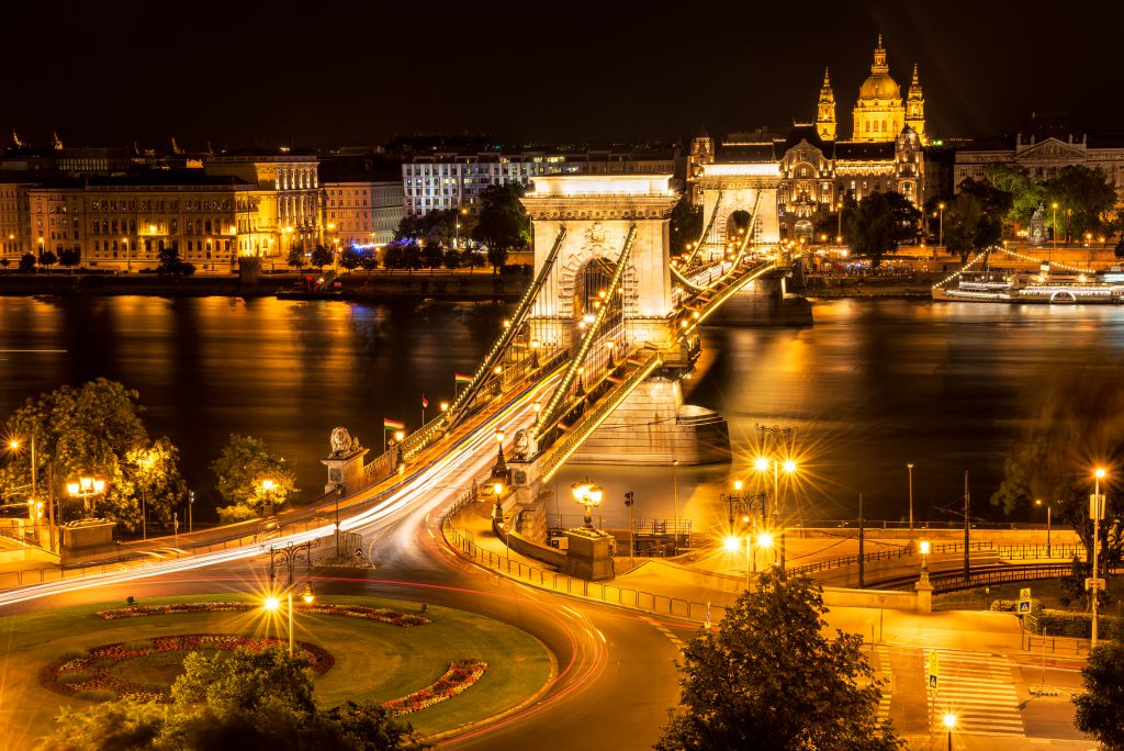 Amazing night-view with the Chain Bridge at night, Budapest